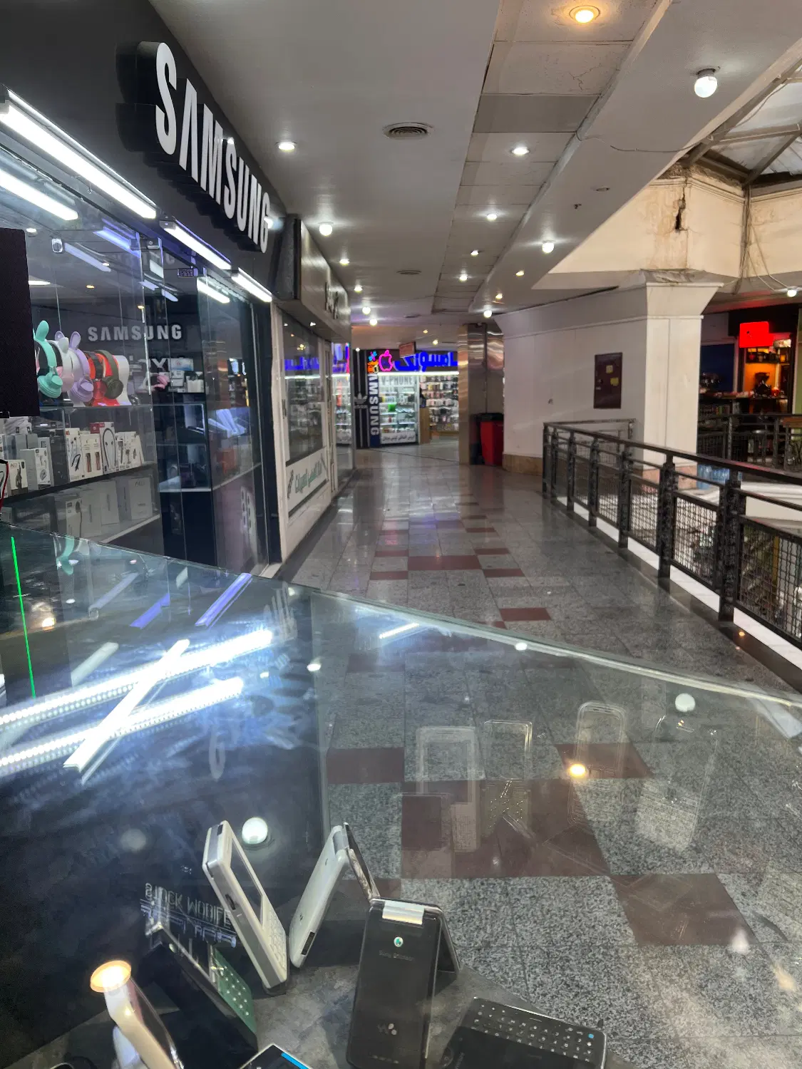 مغازه ۳۳ متری مجتمع تجاری بوستان