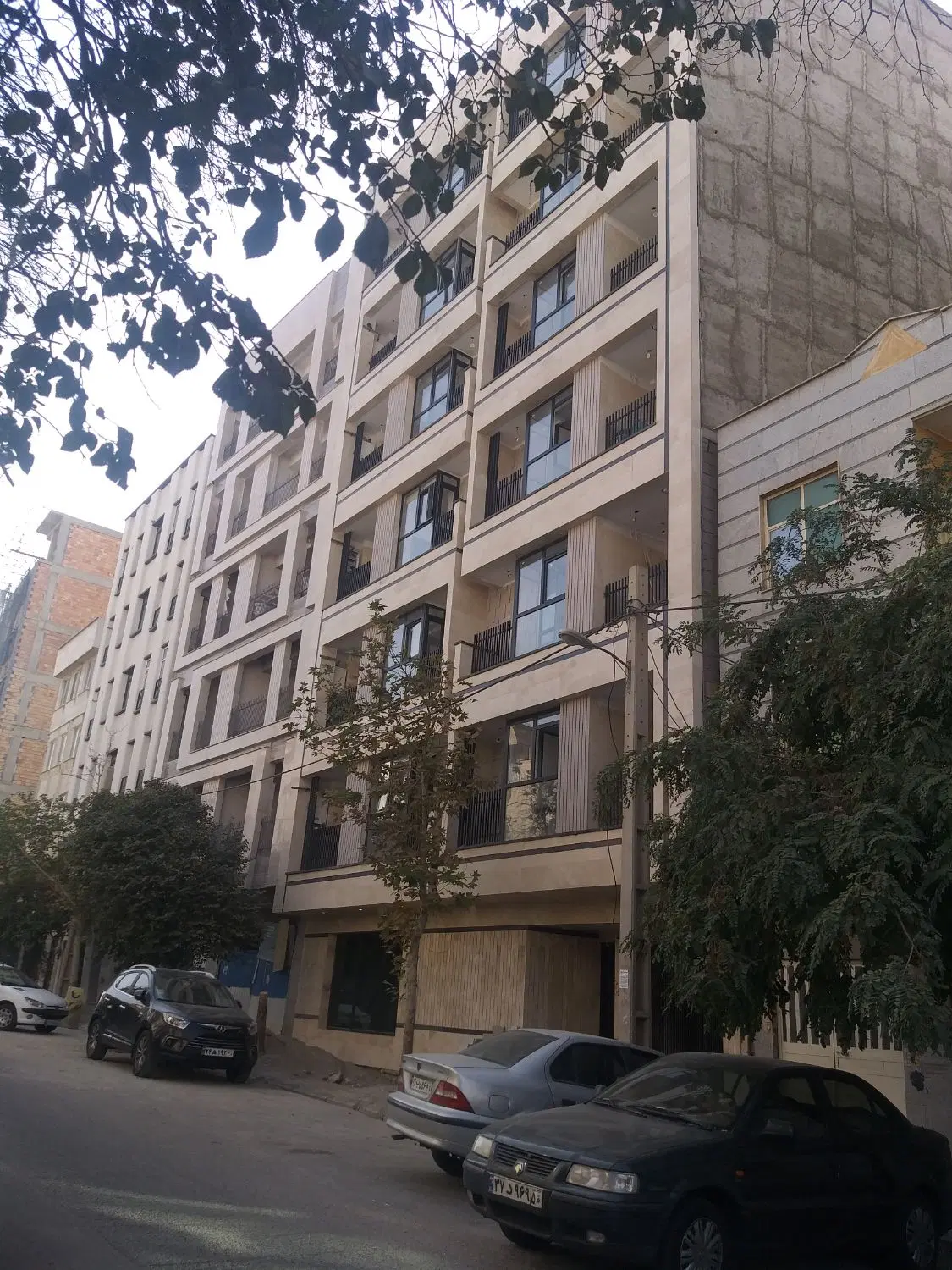 ۱۲۵کلید نخوردخیابان۱۸۸بین شاهدو شادالویی