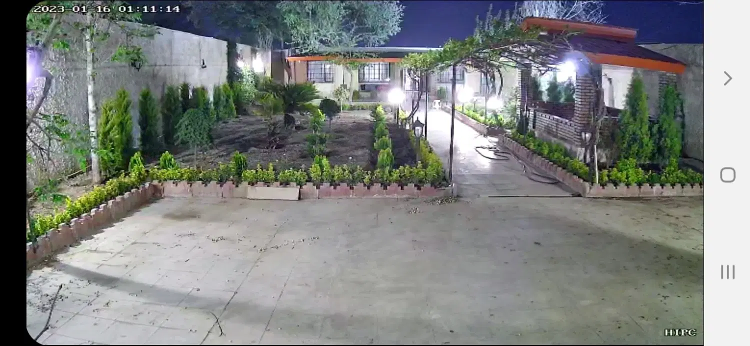 باغچه ۶۰۰ متری در ورامین