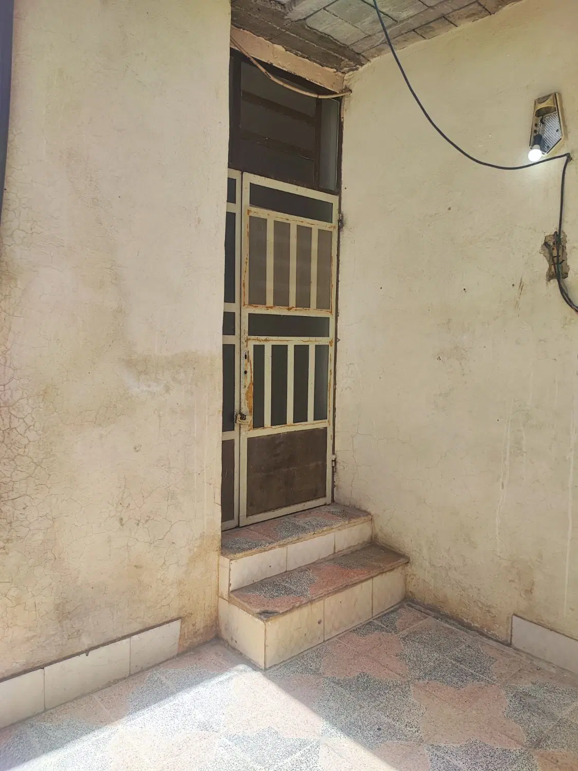منزل ماهفیروزان