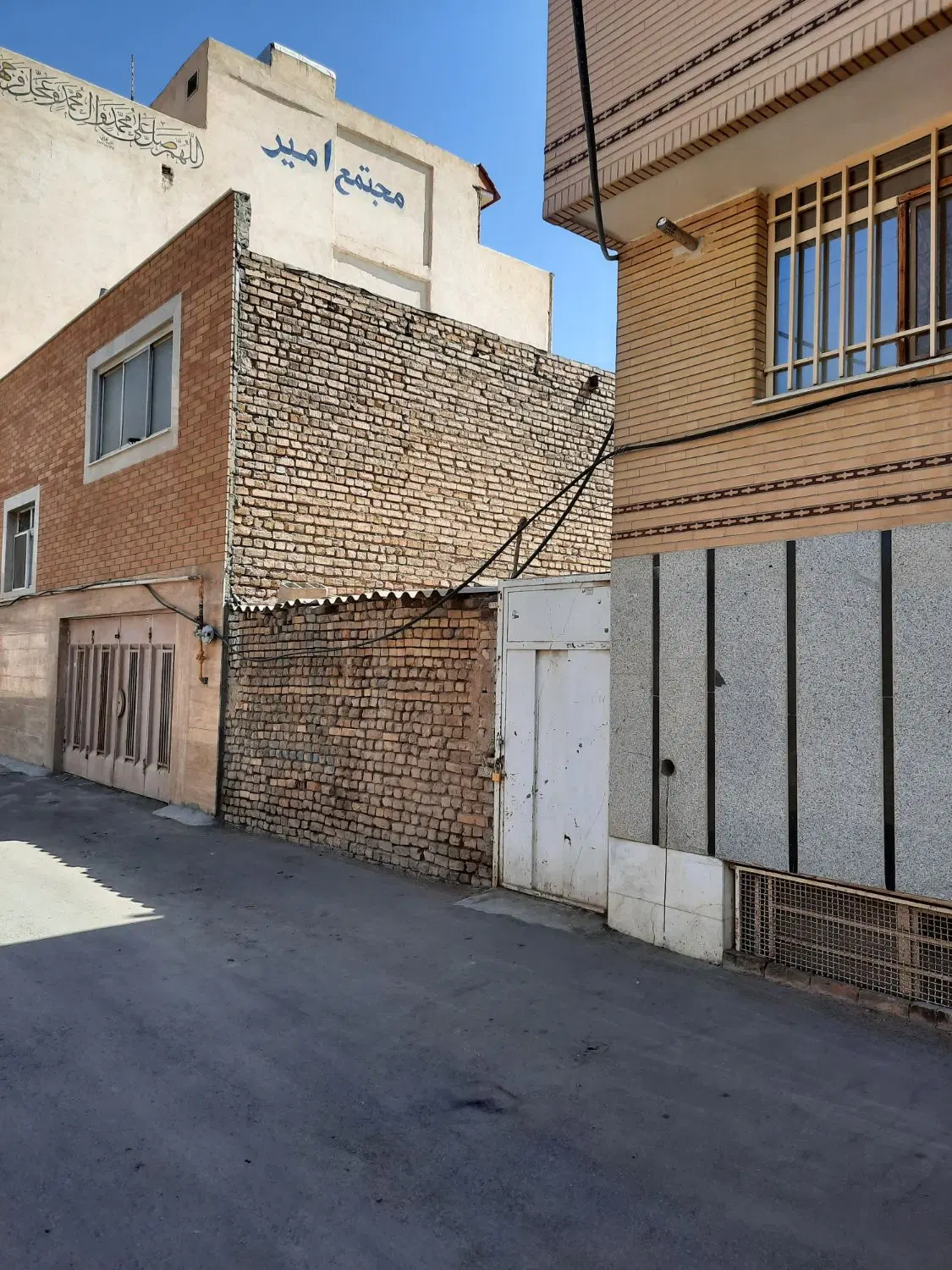 زمین ۱۱۶ متری