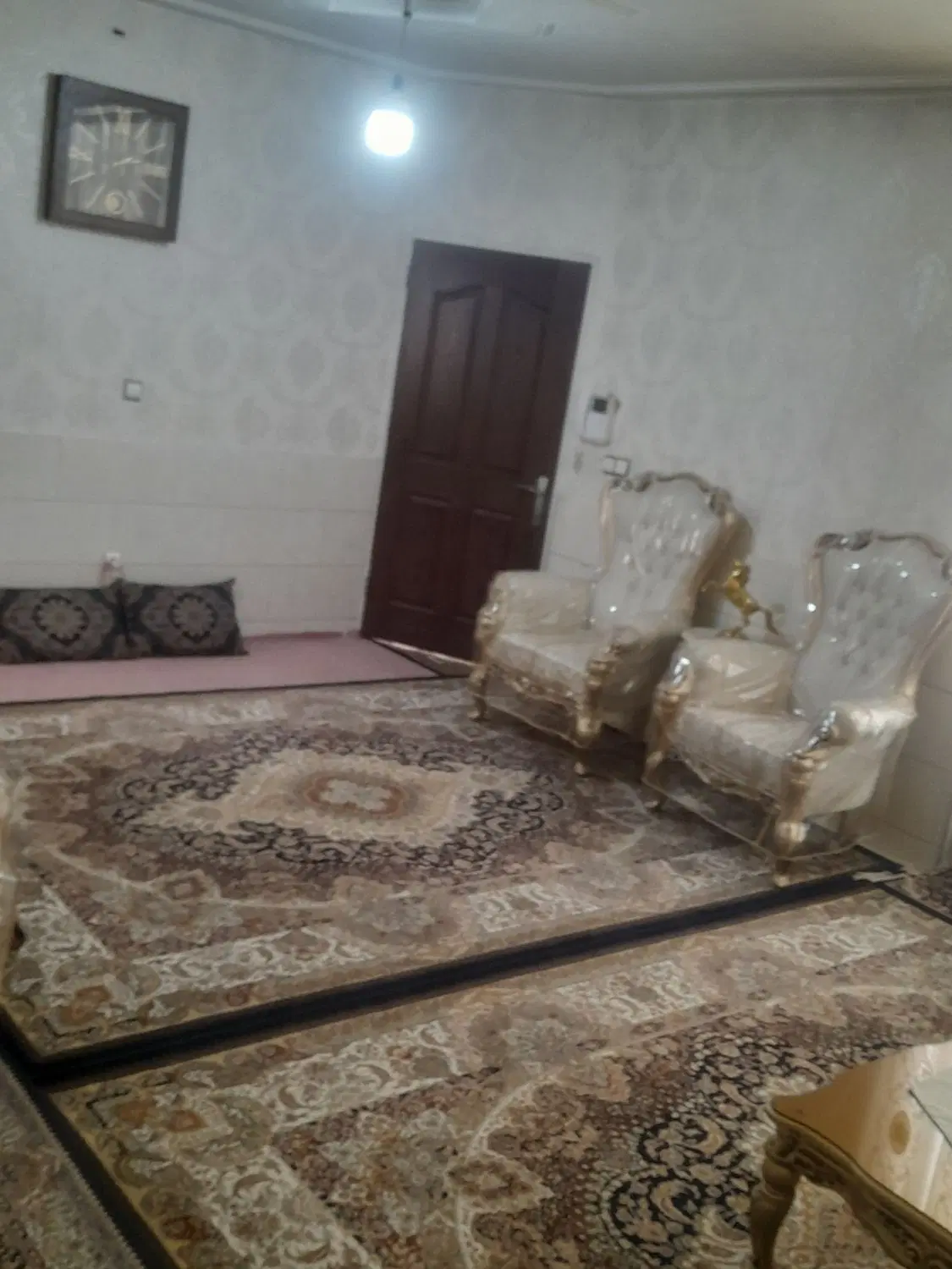 فروش یک طبقه از ملک دو طبقه