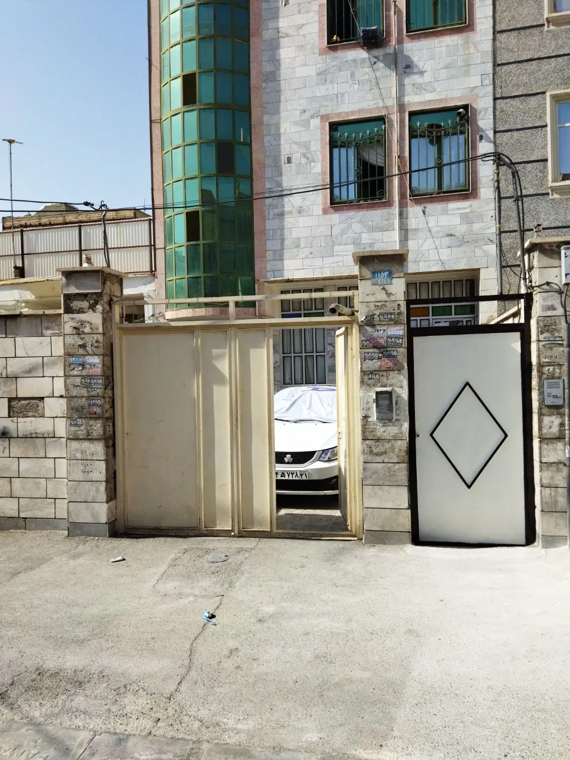 واحد ۵۵ متری دربست حیاط دار