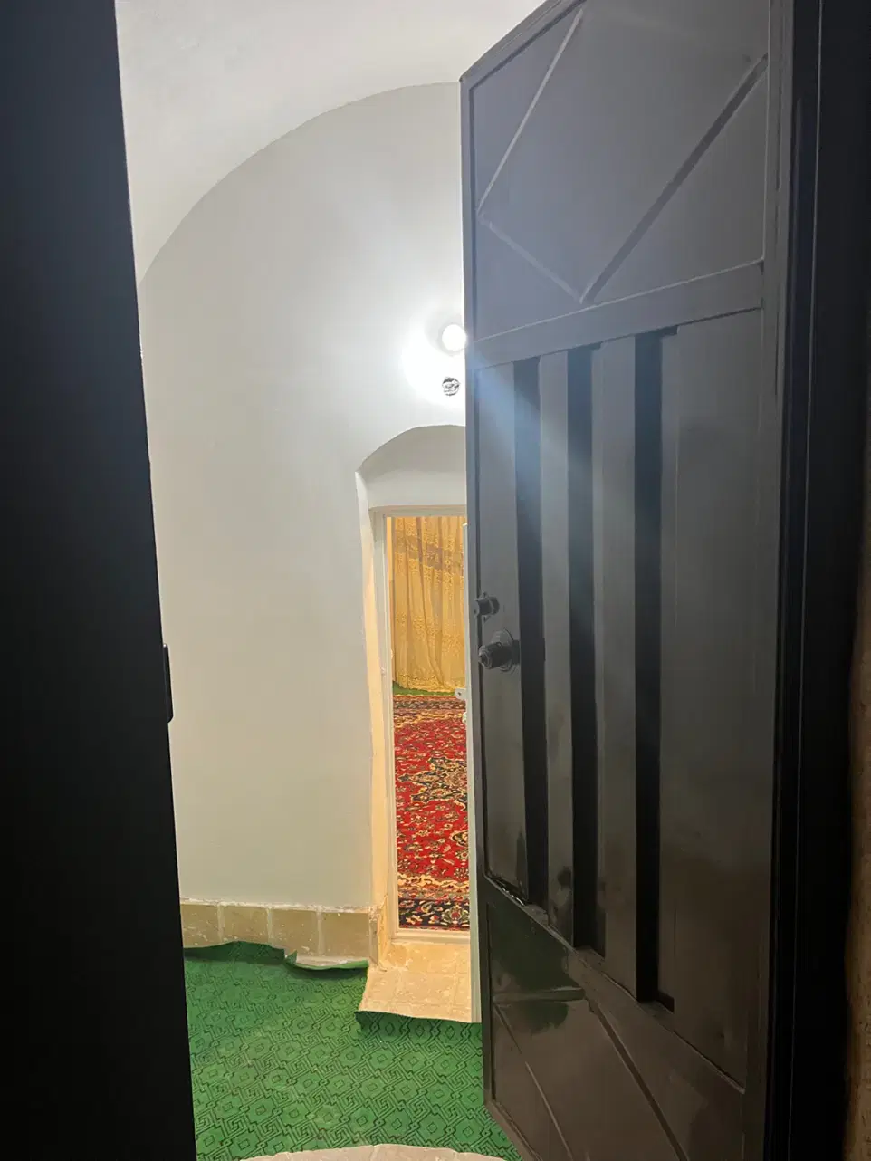 سوئیت اجاره ای روزانه در میبد
