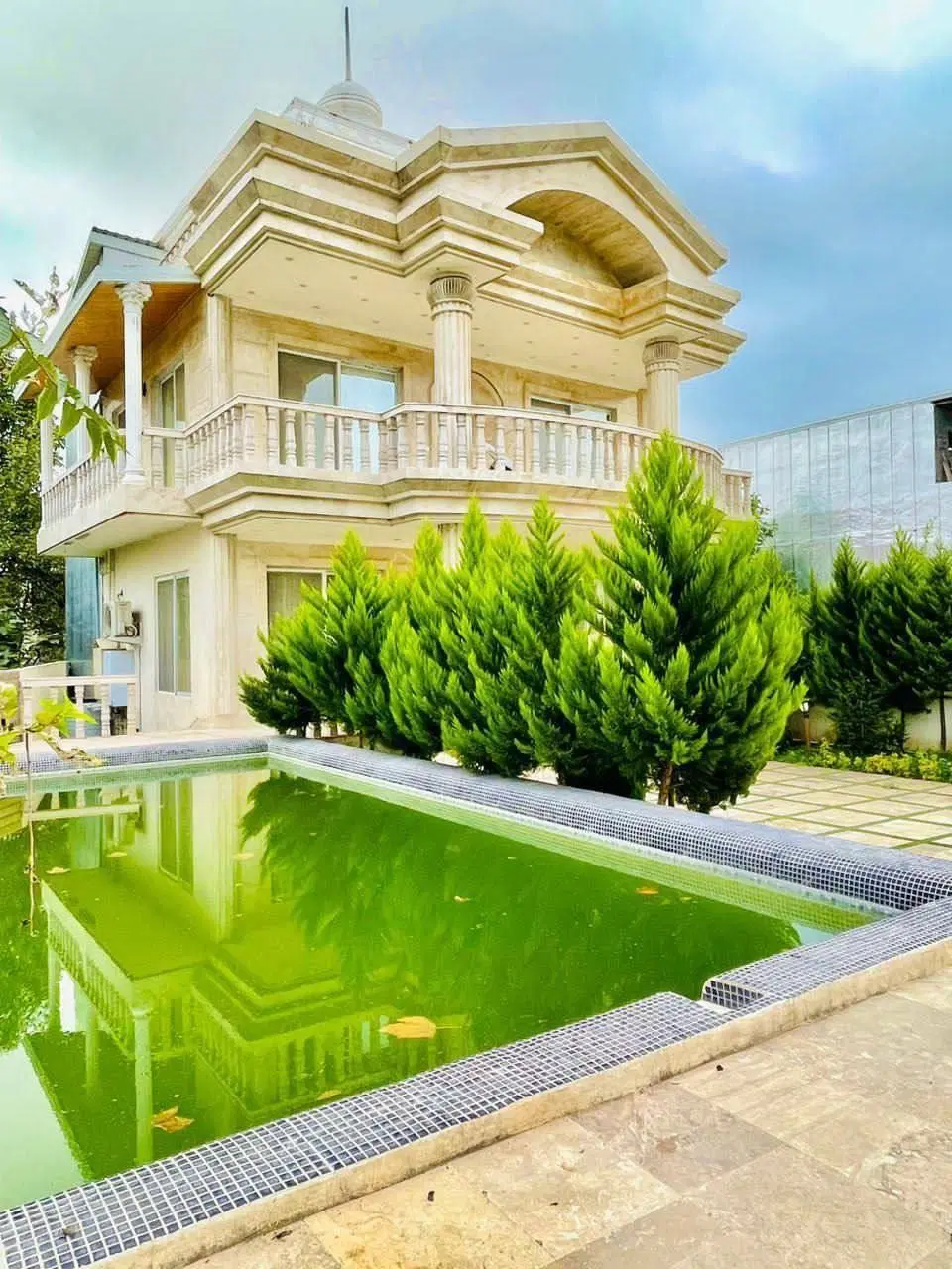 فروش ویلاهای مدرن و کلاسیک و نئوکلاسیک
