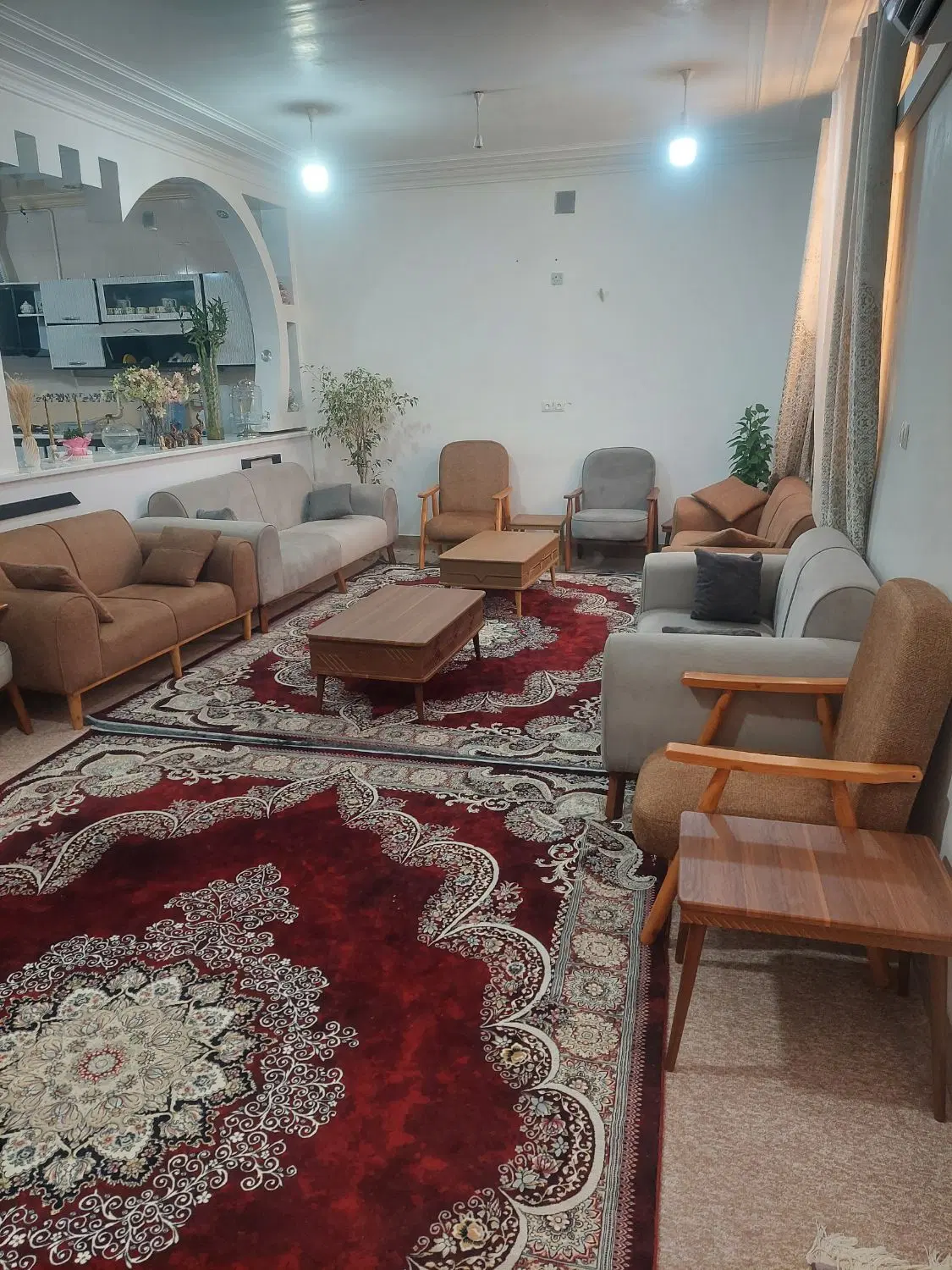 منزل مسکونی ۳ واحده