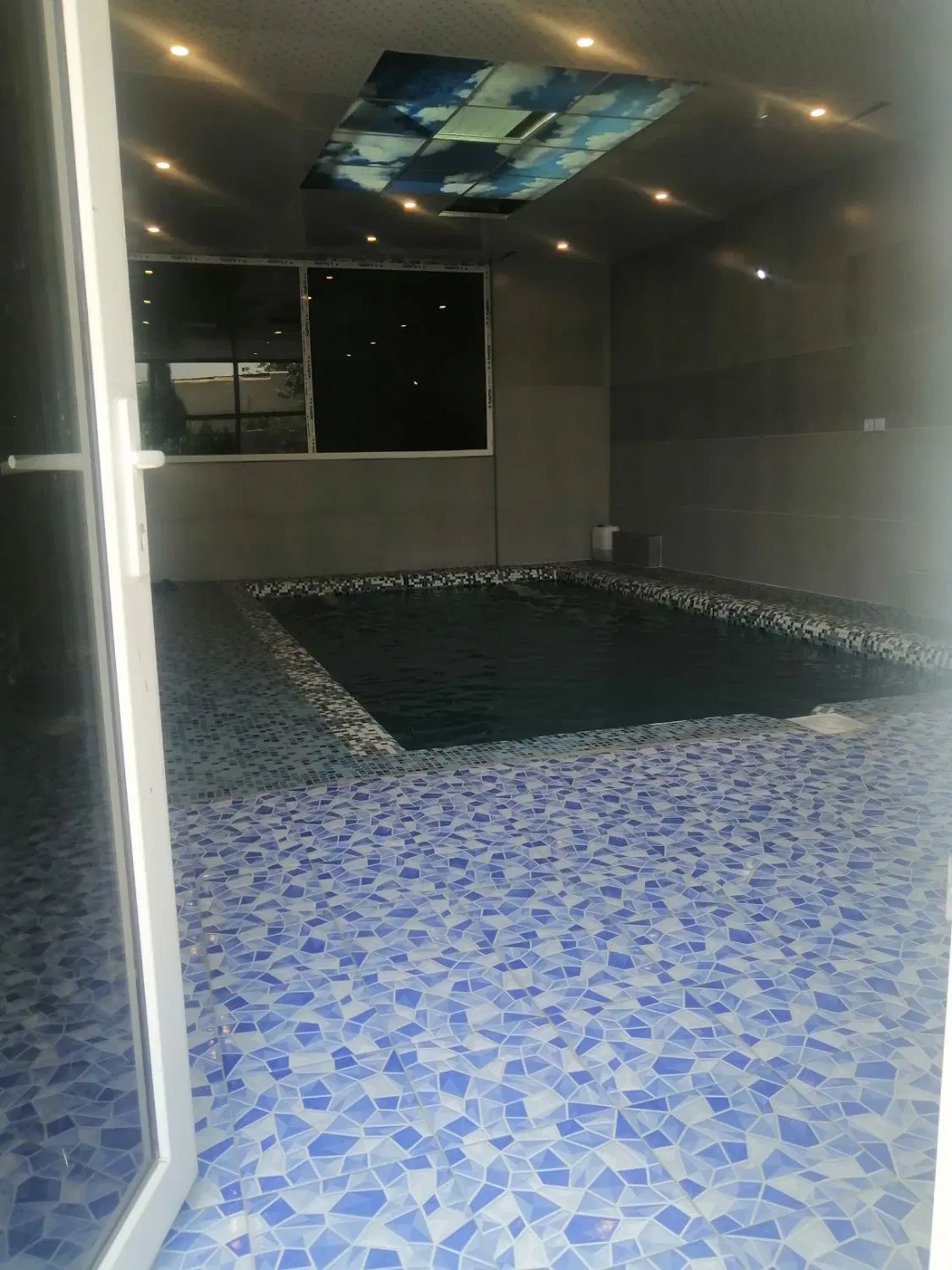 باغچه 353 متری در لم آباد