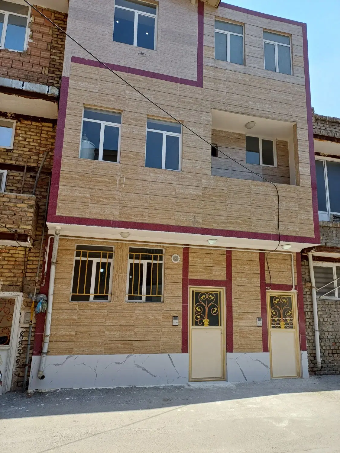 خانه ۳ طبقه راه جدا ۷ تیر فتحی ۲