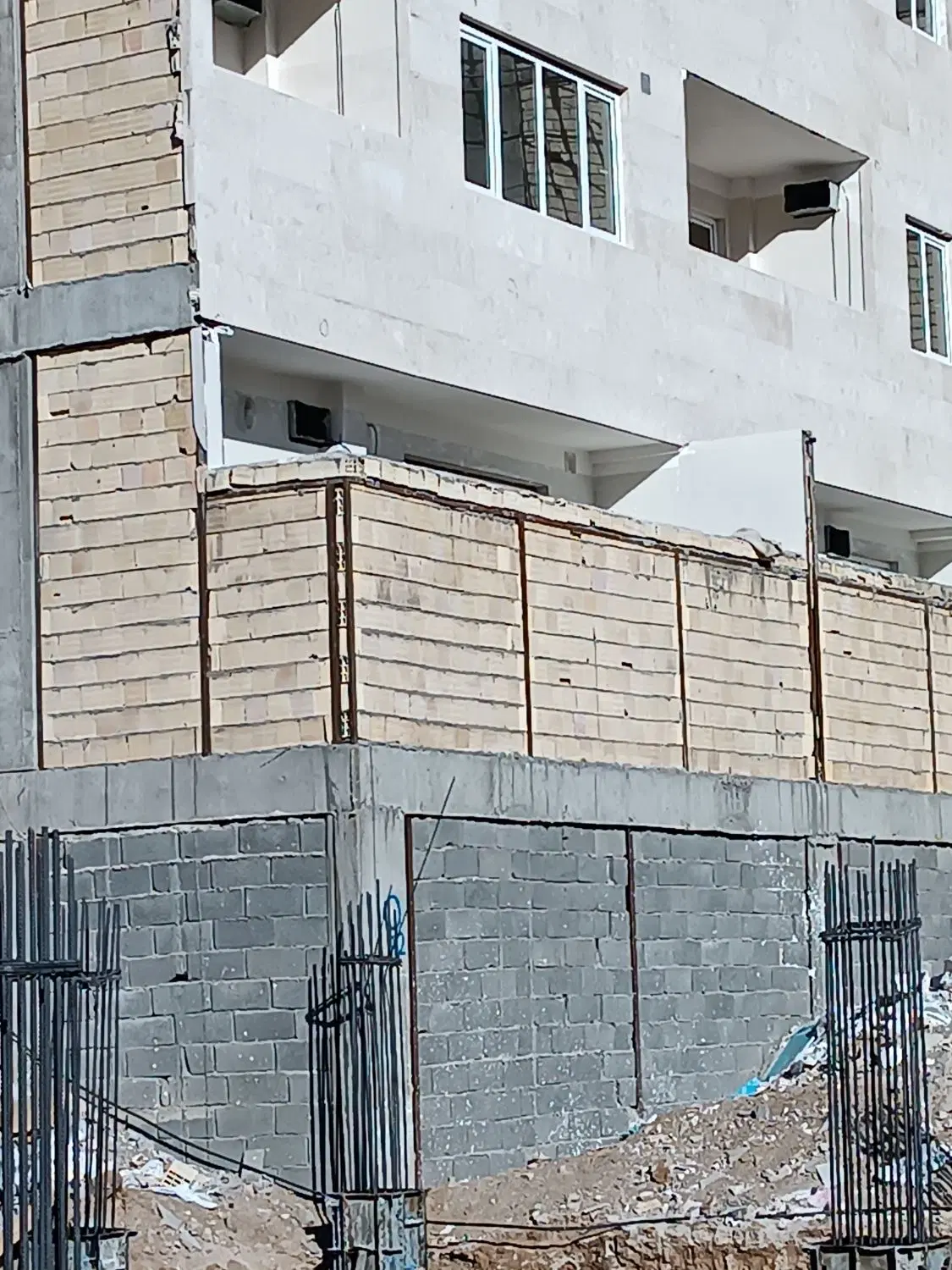 فروش آپارتمان ۹۰ متری ۲۲ بهمن
