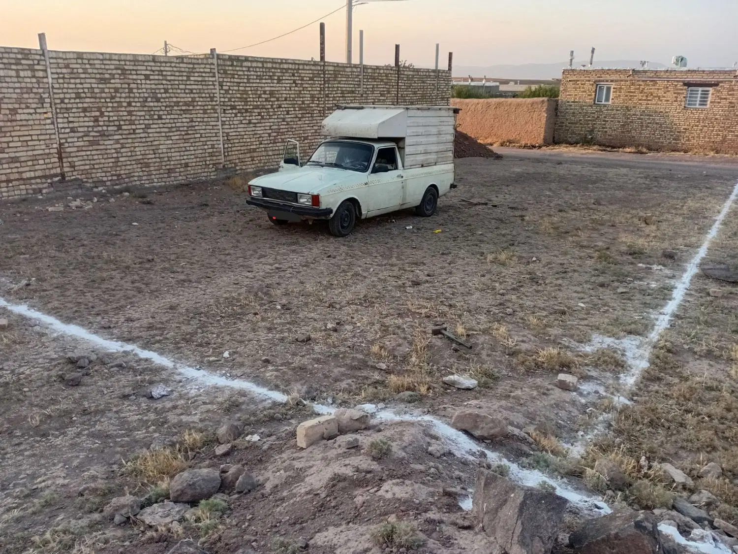 زمین مسکونی
