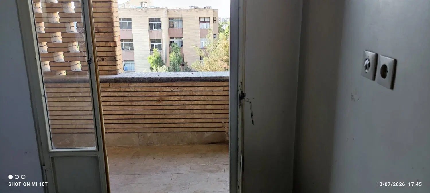آپارتمان ۱۰۵متری چهارراه فرشته