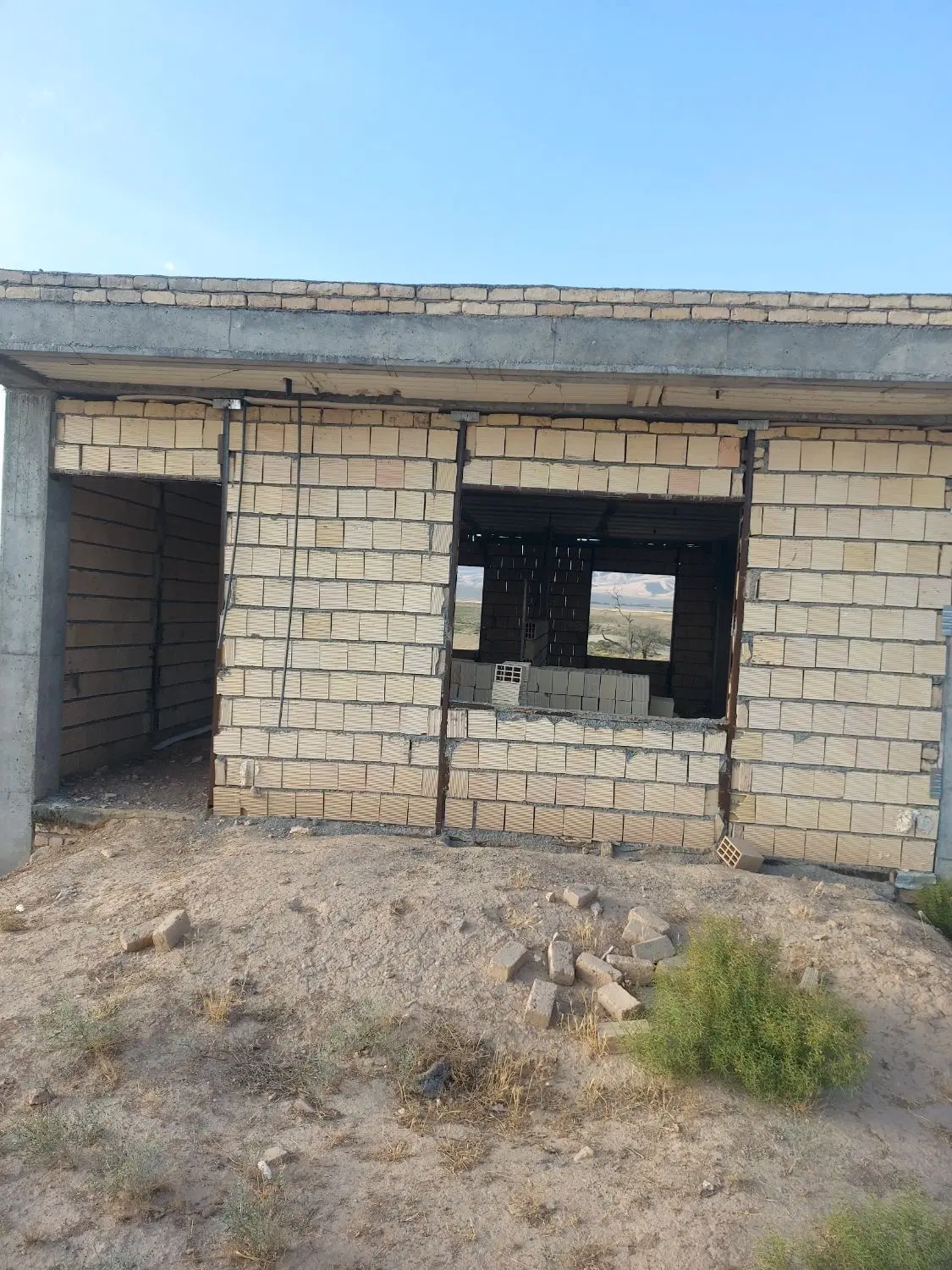 فروش‌‌یک‌دستگاه‌ساختمان‌نیمه‌کاره‌