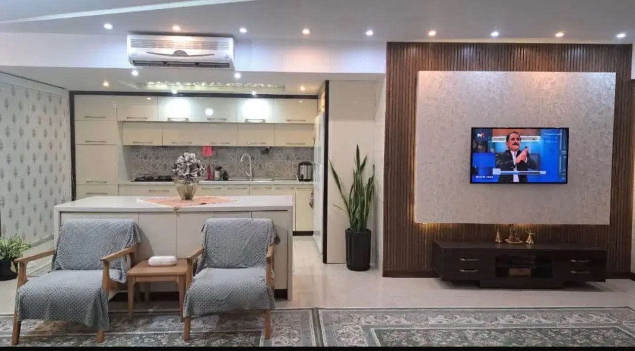 فروش تک واحدی خیابان تختی