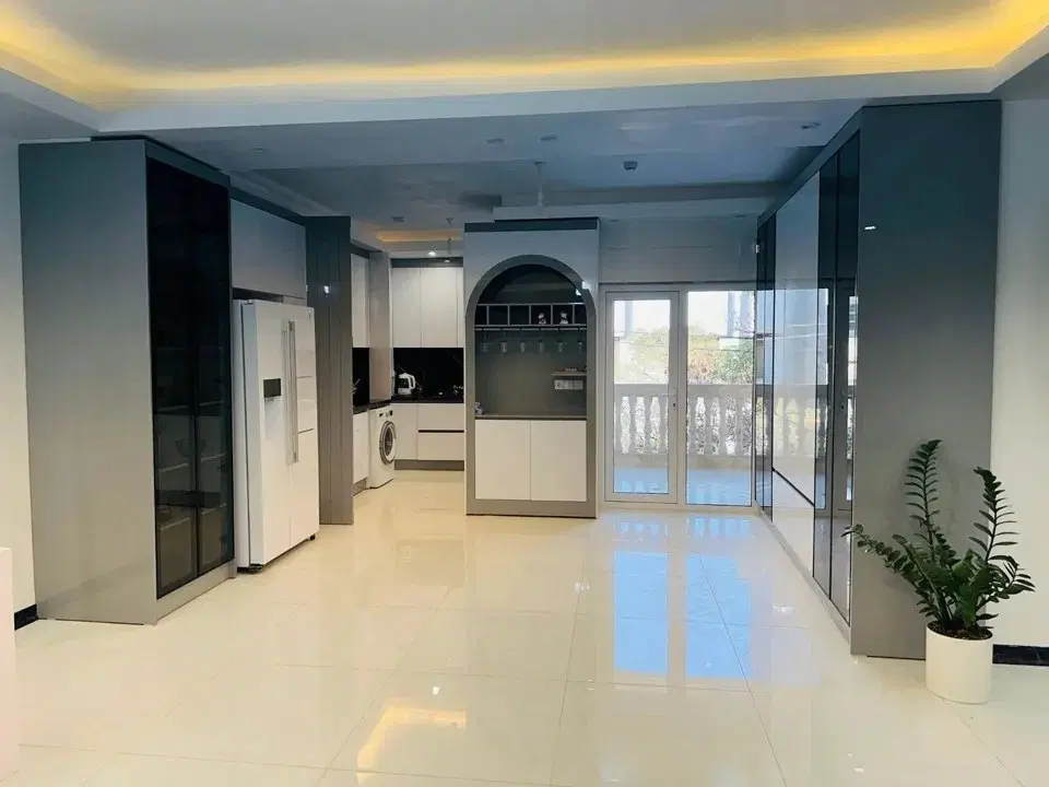 آپارتمان خوش نقشه_ خیابان فردوسی_ فول