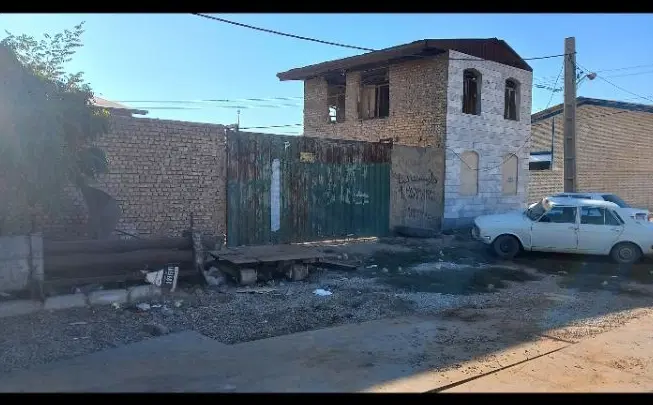 زمین چهار دیواری داخل شهرک صنعتی