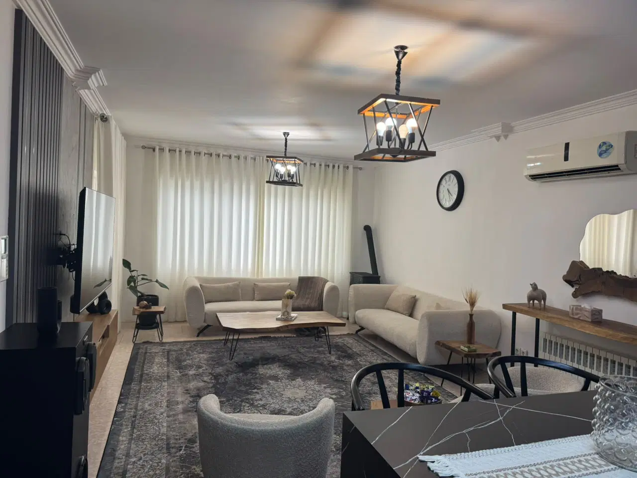 آپارتمان خیابان فردوسی