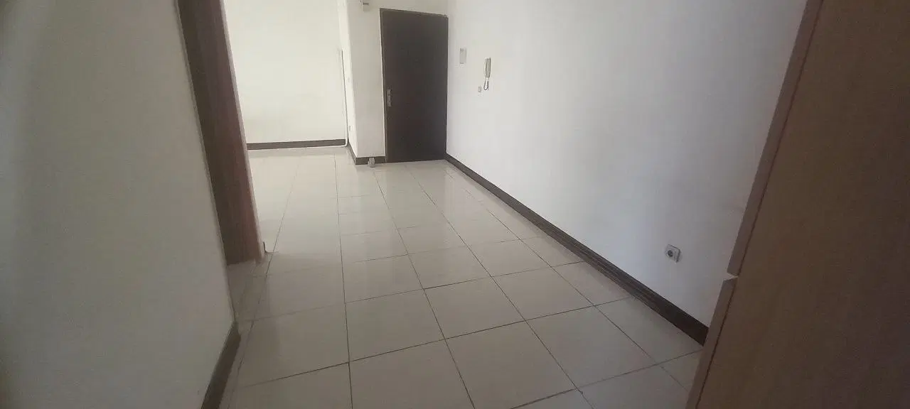 فروش آپارتمان ۹۰ متری واوان اکباتان جانبازان
