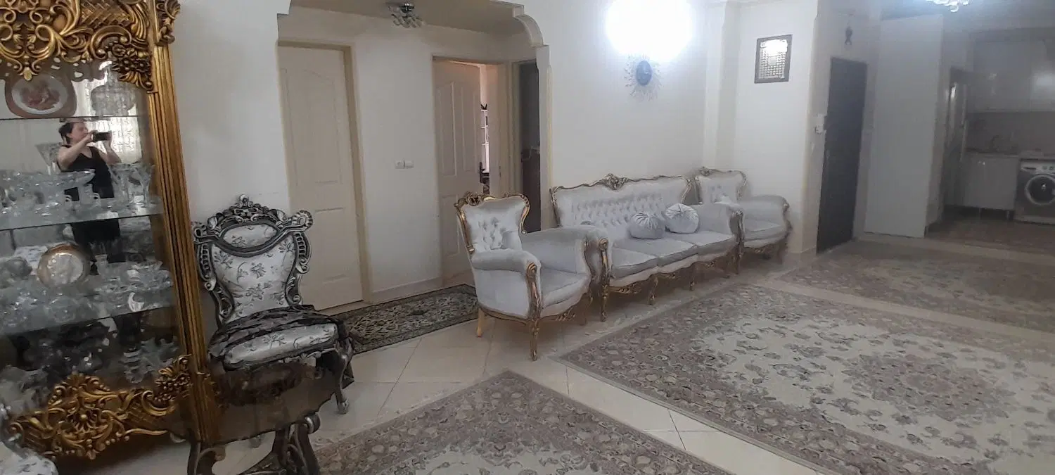 اپارتمان تک واحدی