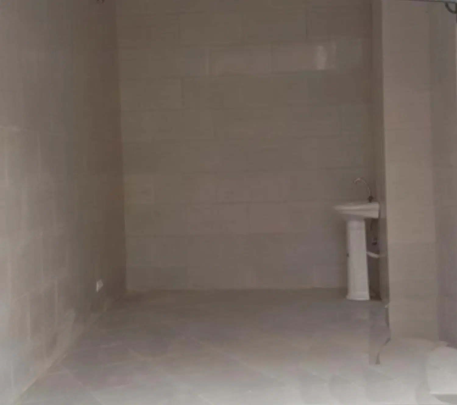 اجاره مغازه ۱۵ متری اراضی پایین کوه