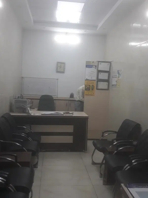 مغازه۲۳مترکف وبدنه سرامیک امتیازات آب برق