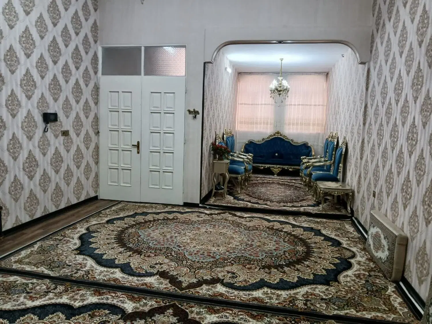 ویلایی دو نیم طبقه