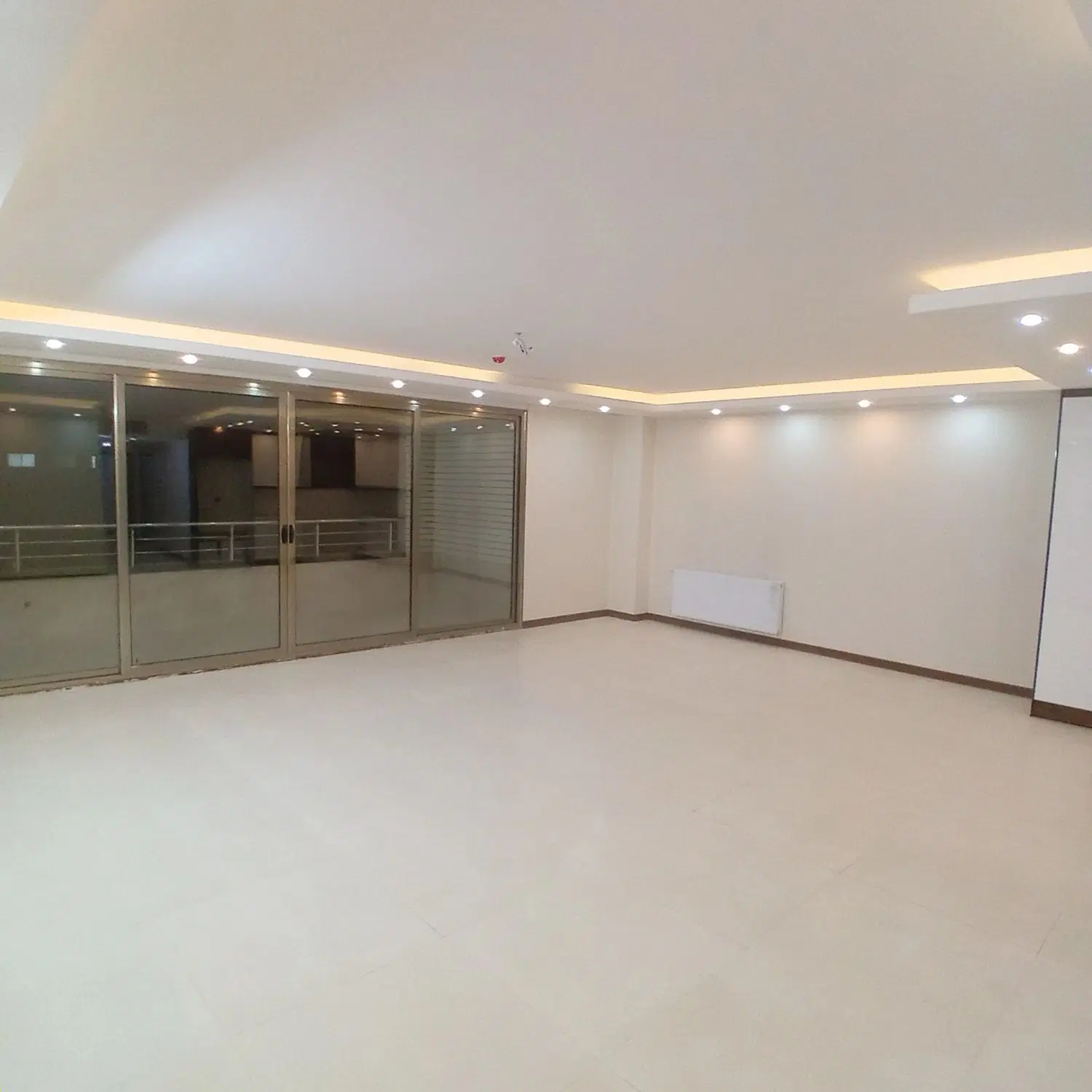 دفترکار تک واحدی