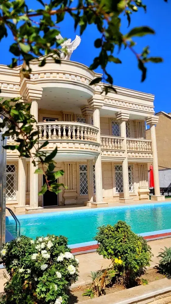 ویلای لاکچری سند و پایانکار