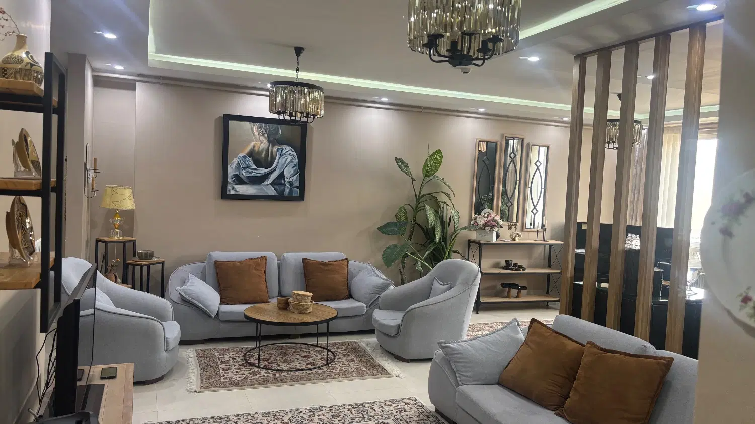 آپارتمان مهر وماه