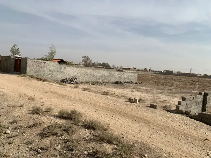 چهاردیواری قدیمی مناسب ساخت باغچه یا سوله کبودگنبد