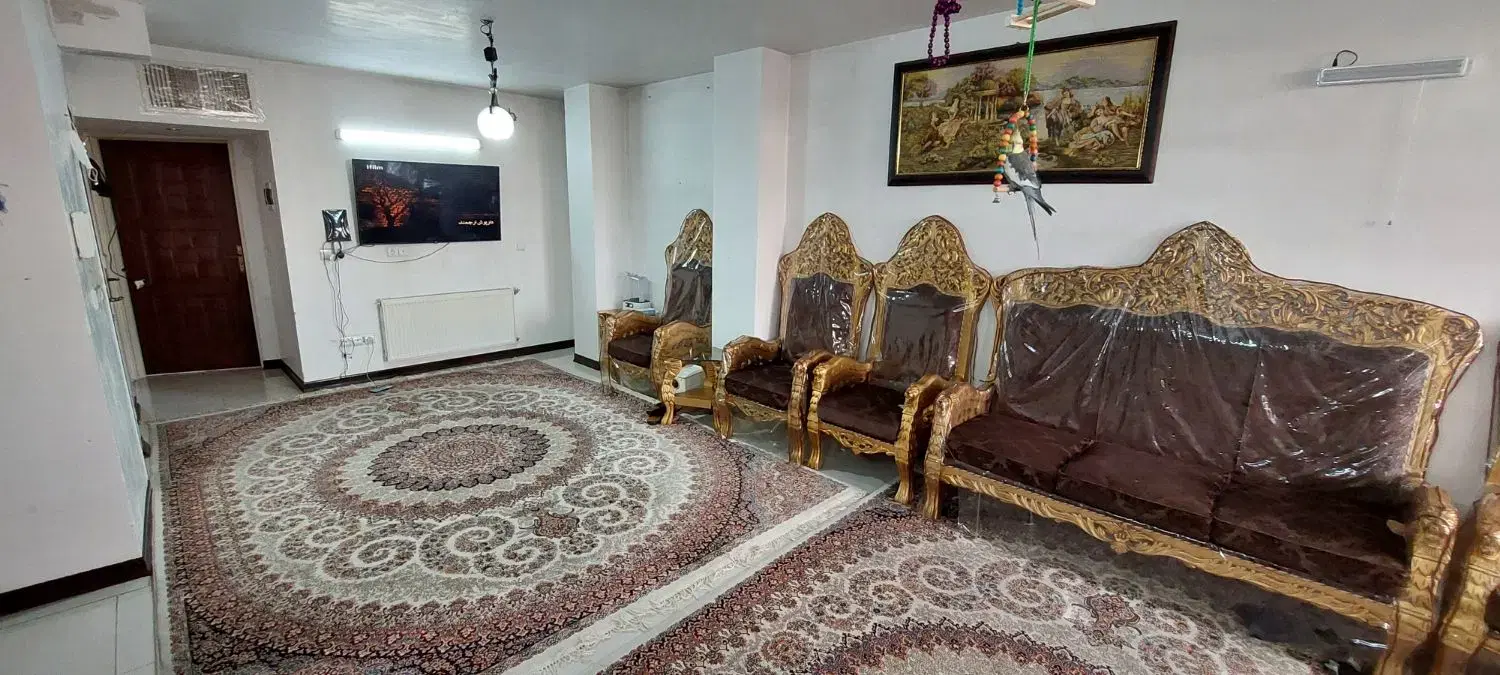 آپارتمان خ کاوه به همراه سوئیت مکمل۱۰۶ متر