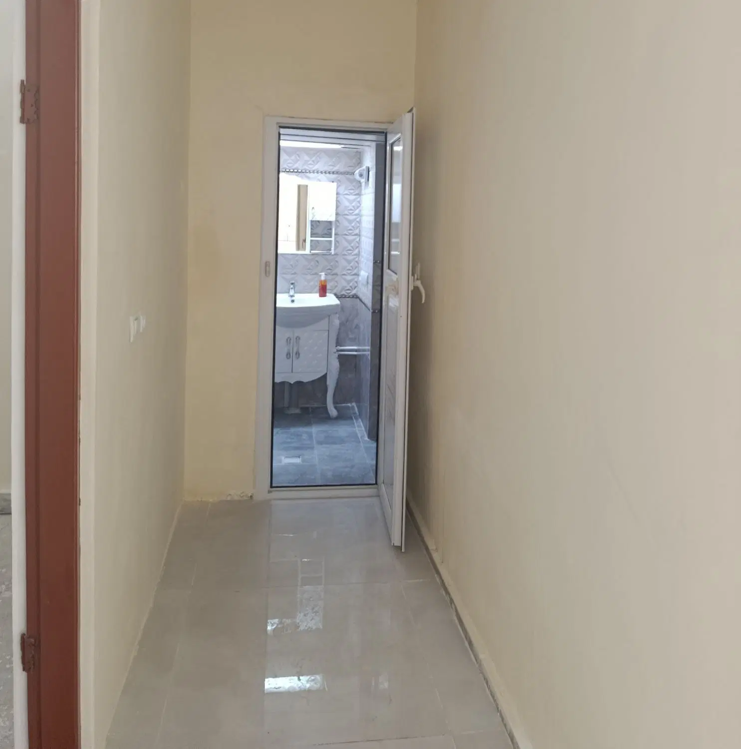 خانه اجاره‌ای بروات