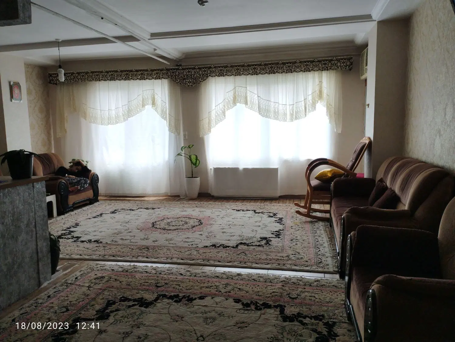 آپارتمان ۸۵ متری زیر قیمت