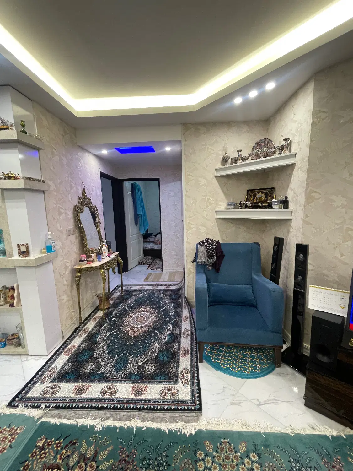 فروش واحد سند دار مهرگان