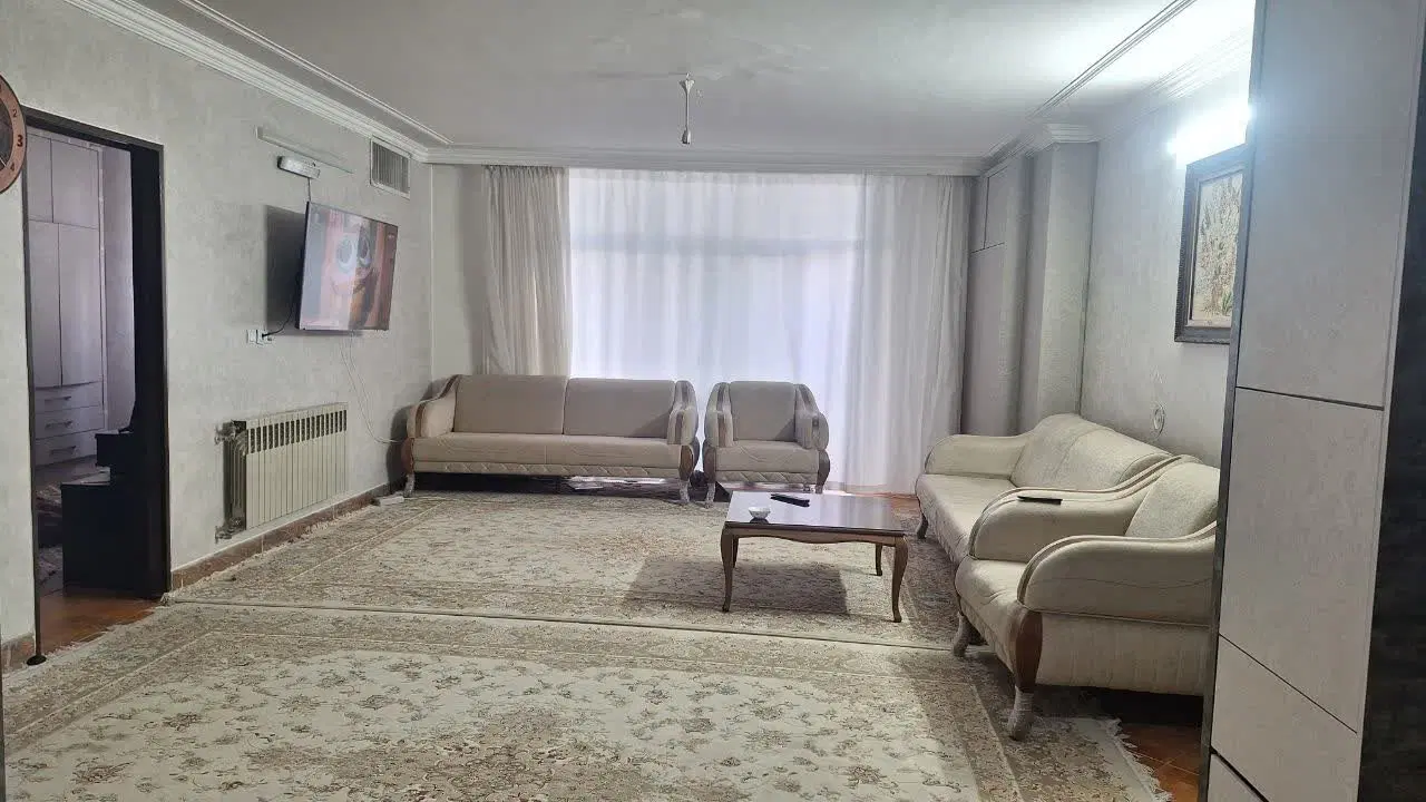 اجاره خانه یک خوابه با حیاط اختصاصی
