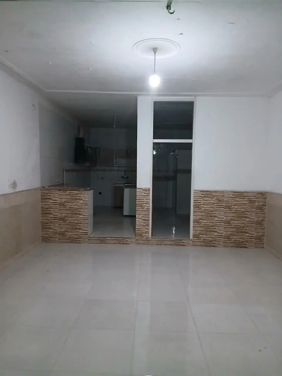 رهن و اجاره منزل همکف ۷۶ متری