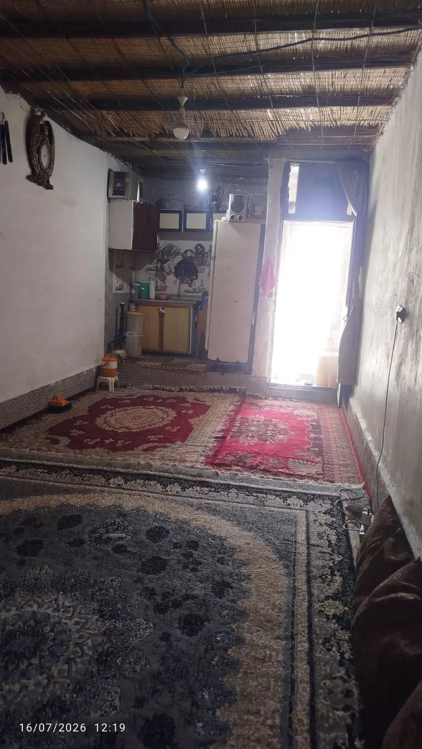 خانه فروشی روبه روی حاج سیمانی 80