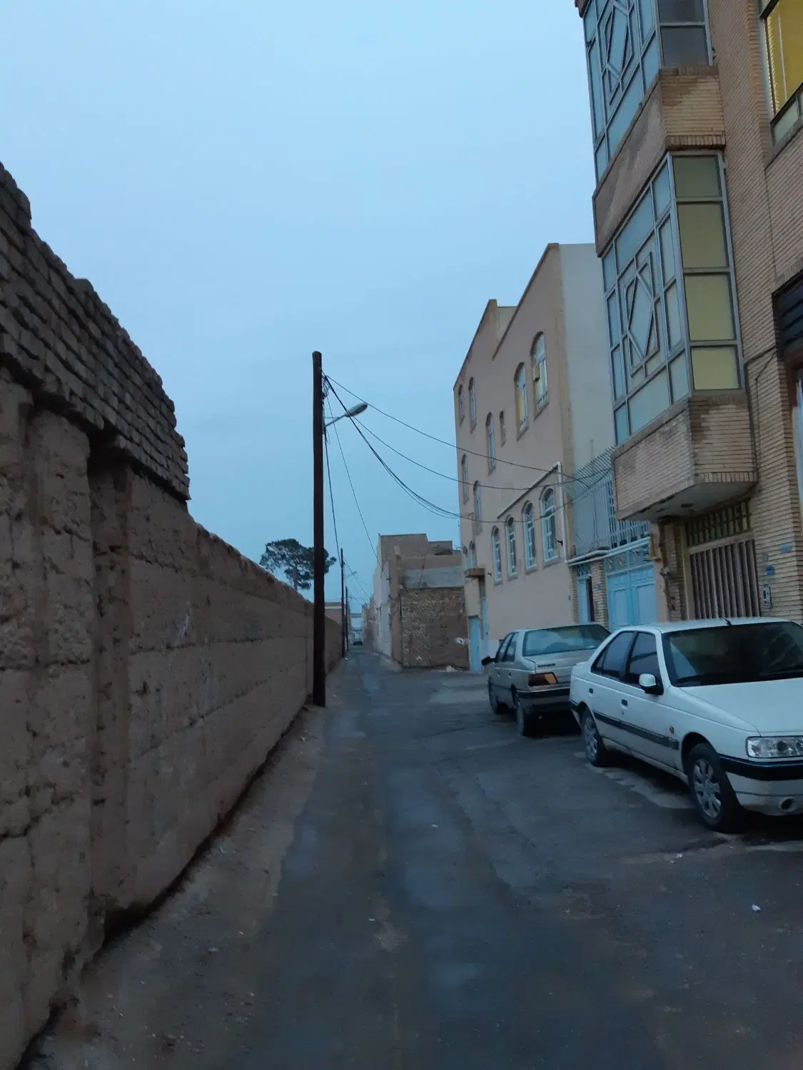 خانه کلنگی چهار راه دولت آباد