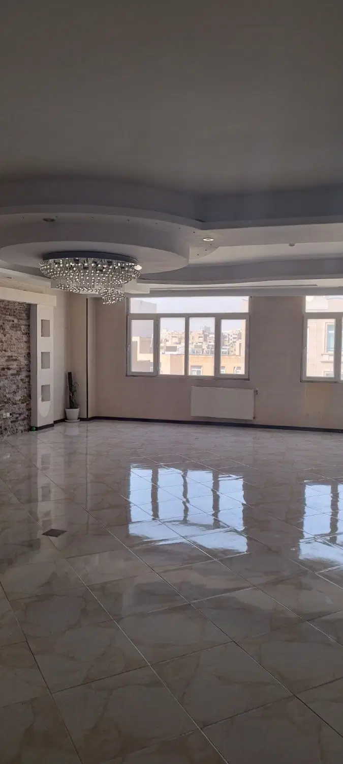 اپارتمان ۱۱۵ متر   فول امکانات رهن کامل ۱۳۰۰