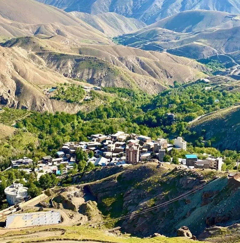 زمین در بافت روستای وردیج