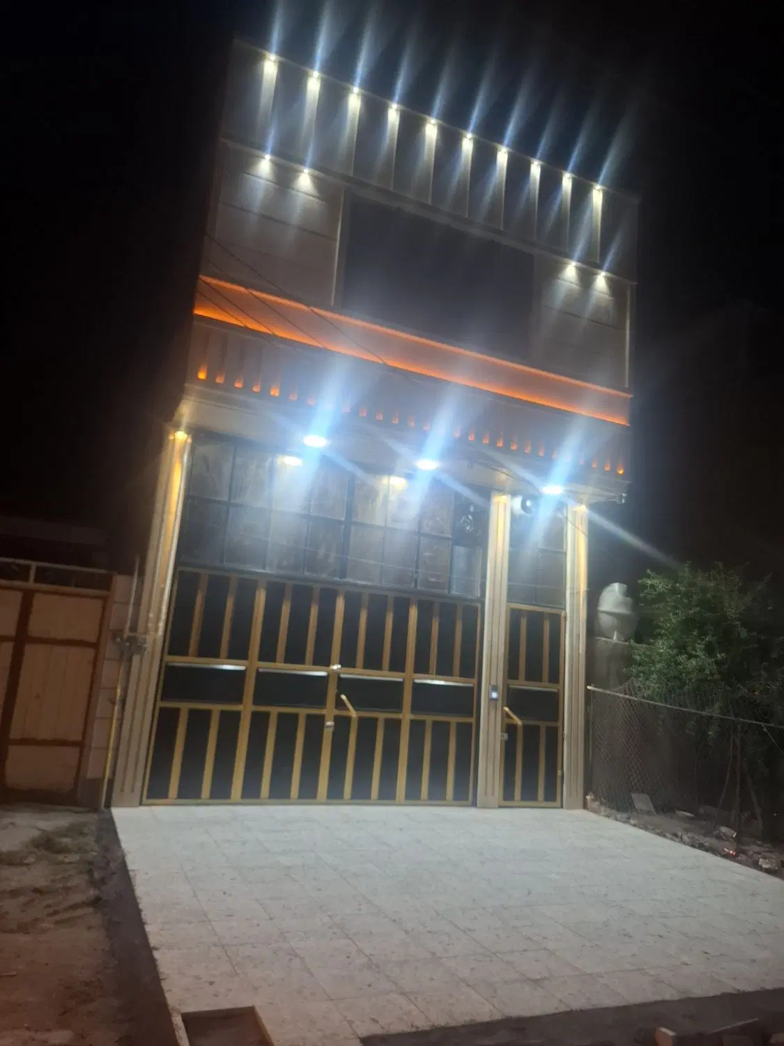 خانه شیک و بازسازی شده دونبش باهنر کوی ستایش