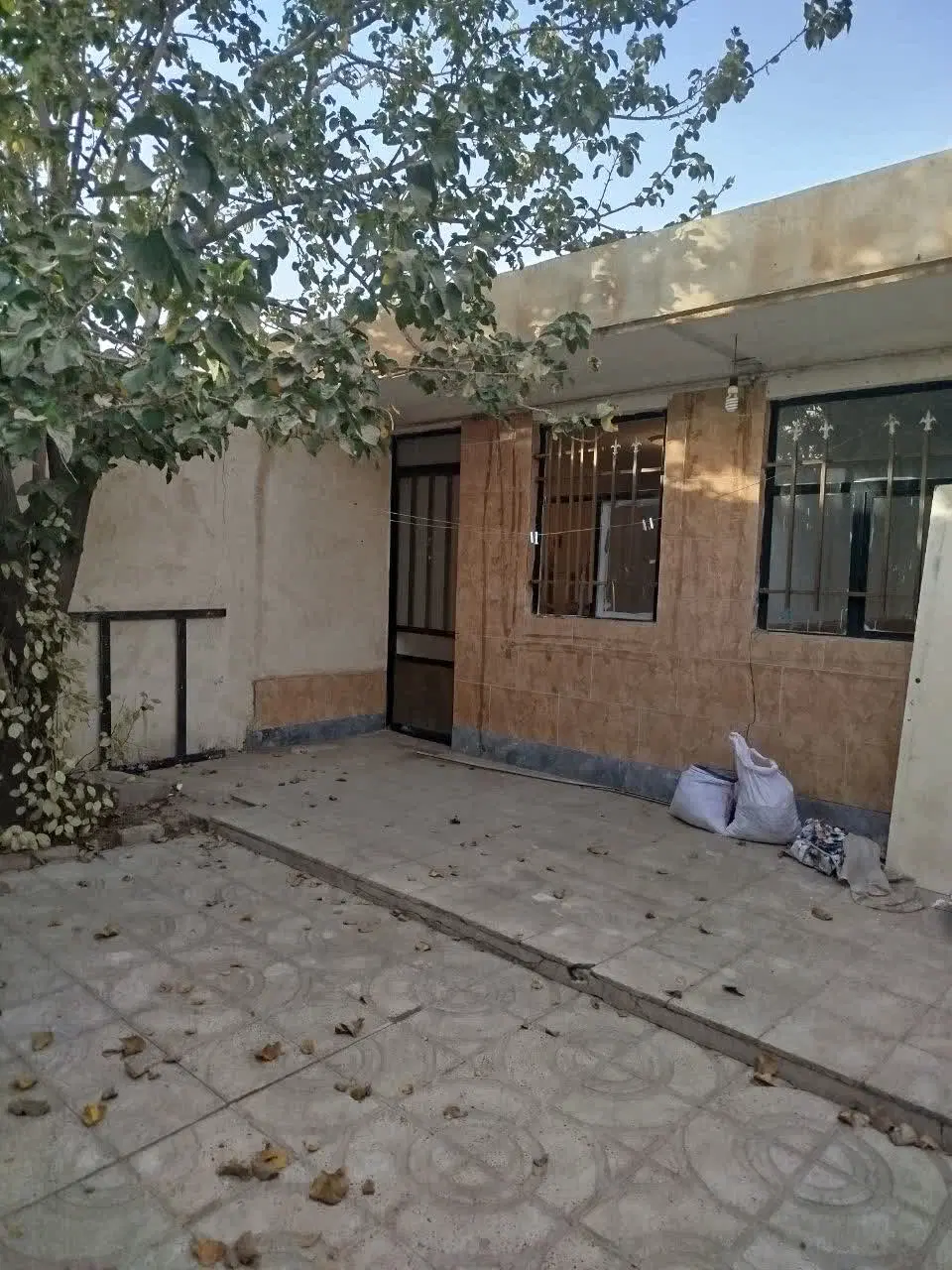 ساختمان ویلایی130متری