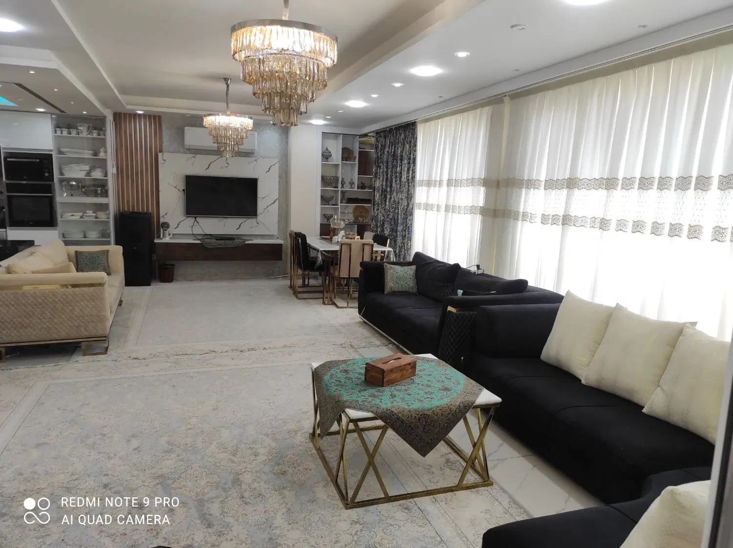 رهن آپارتمان سه خوابه نوساز جنب پارک علوی