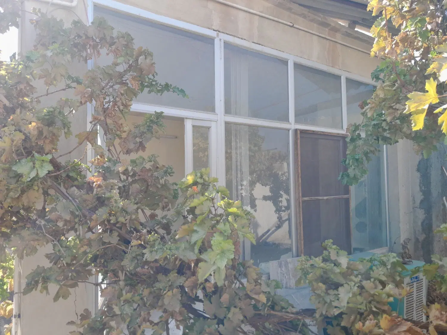 ۲۰۰ متر ویلایی کلنگی قابل باز سازی دنارت