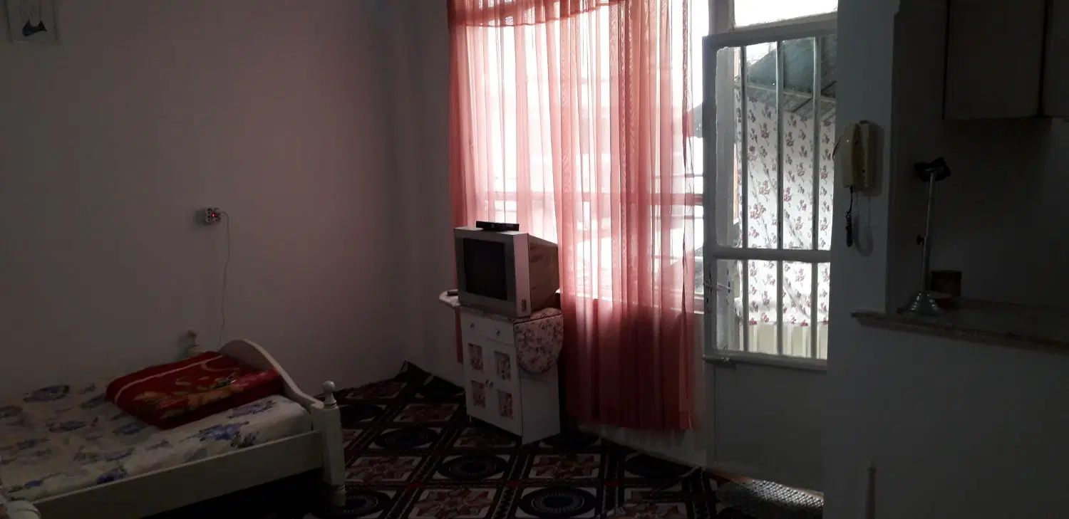 منزل مبله با امکانات برای یک نفر فقط خانم