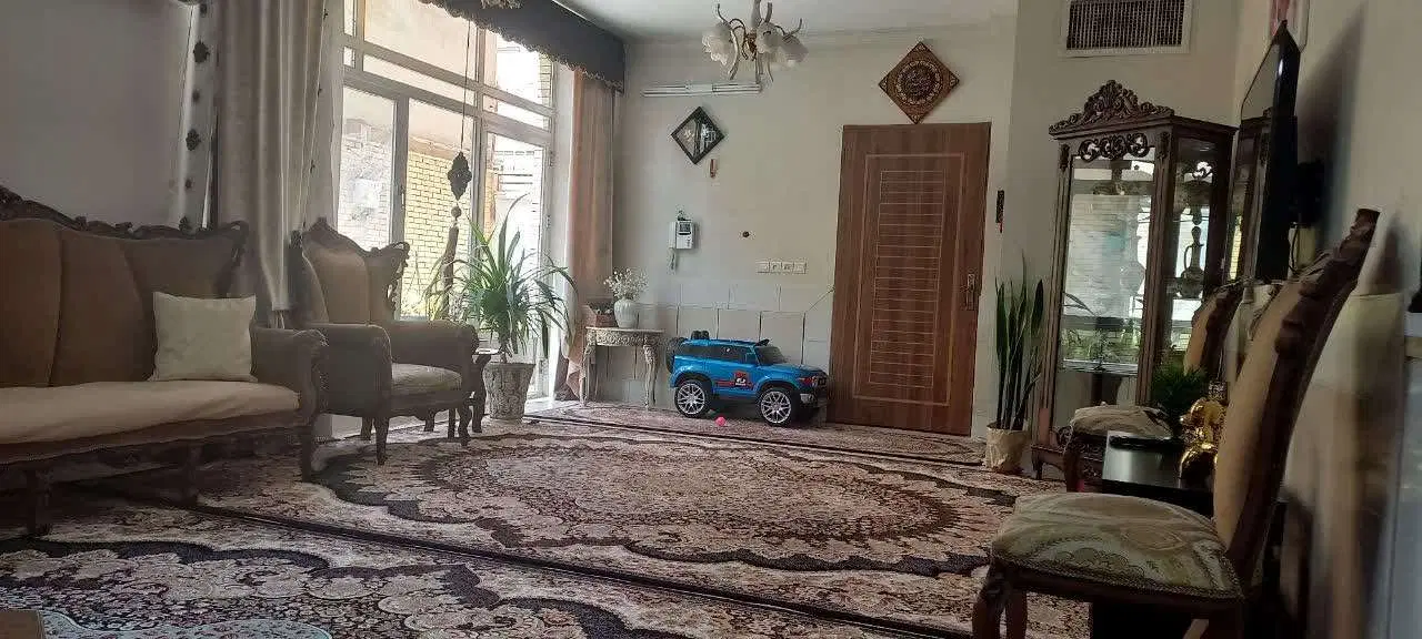همکف تفکیکی با حیاط