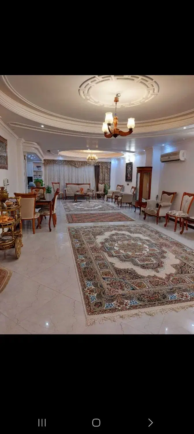 اپارتمان فروشی ۳ طبقه یکجا