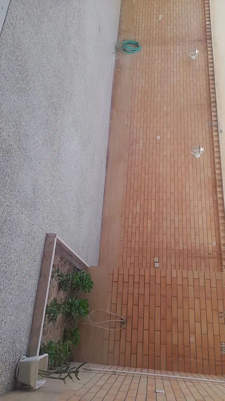خانه ۱۶۰متری همراه حیاط رزمندگان روبرو اصفهان ویلا