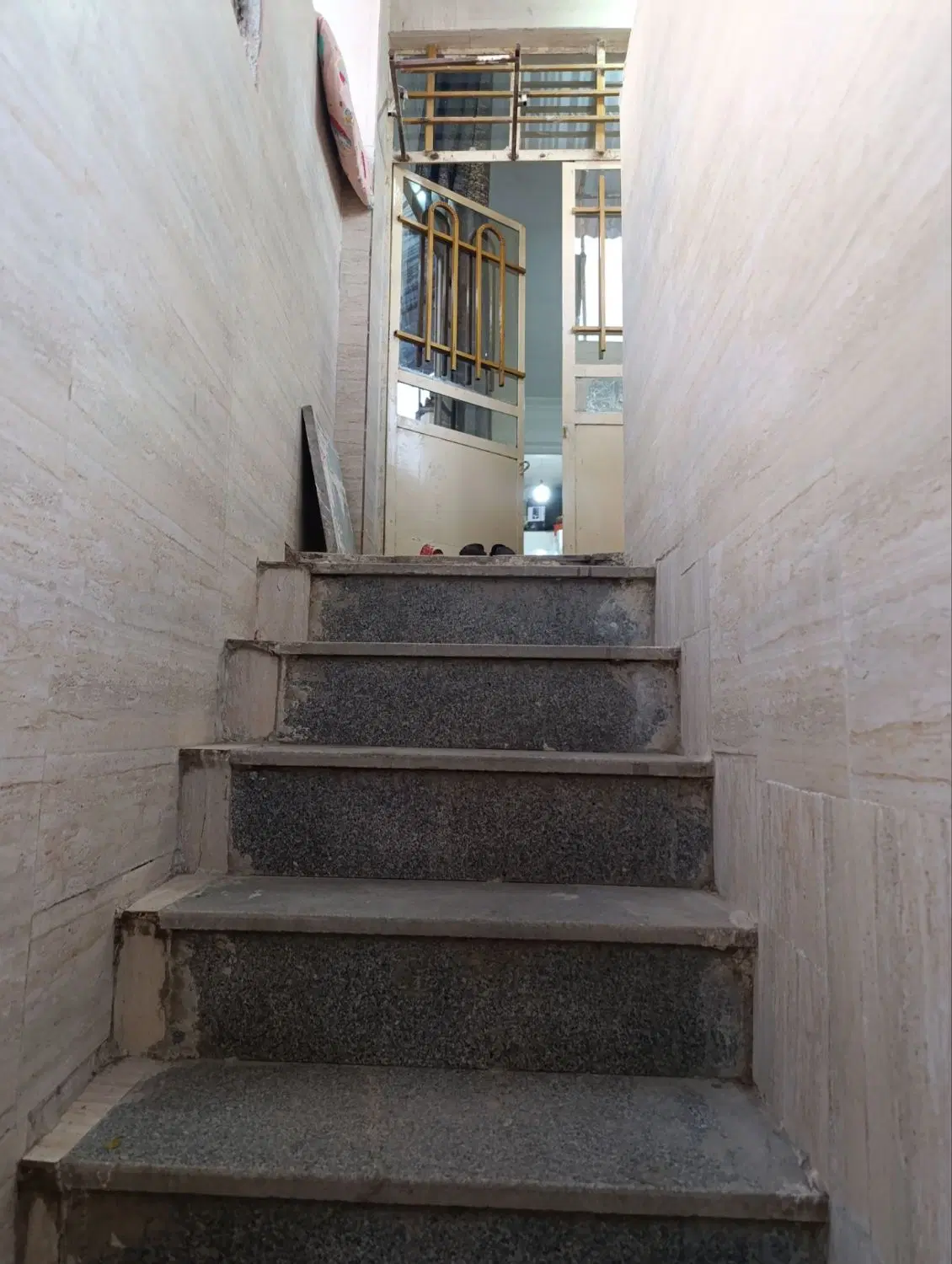 خانه طبقه دوم