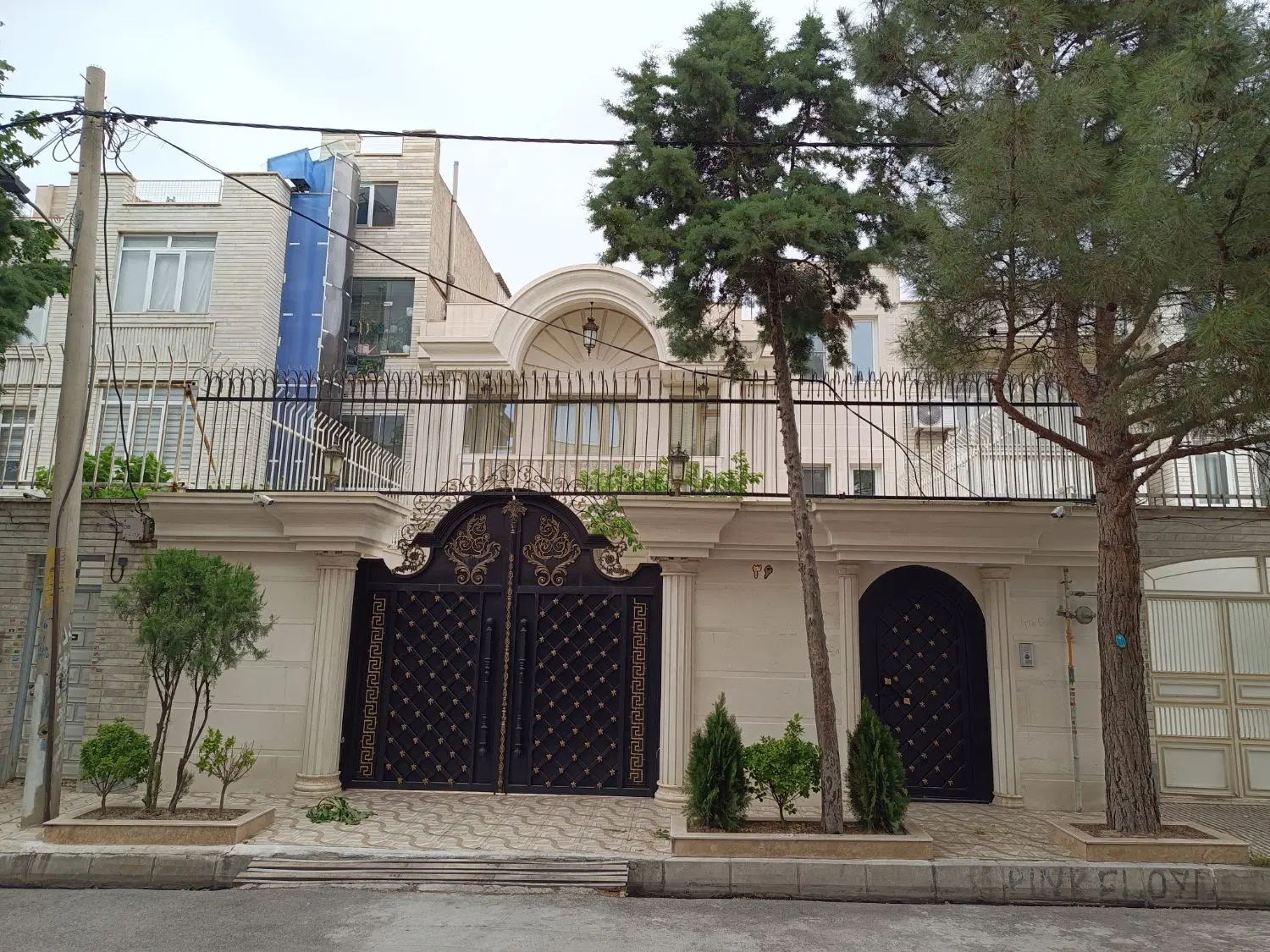 خانه ویلایی مسکونی لاکچری در باکری