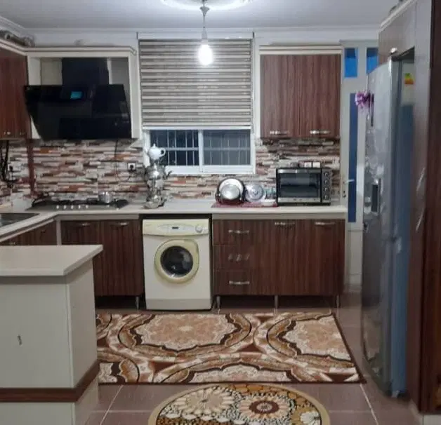 فروش یک واهد همکف همراه با مغازه